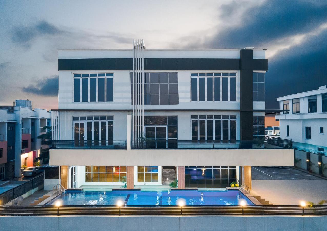 Aveon Hotel Абуджа Екстериор снимка